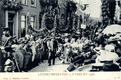 220650 Afbeelding van de maskeradeoptocht met als thema De triomftocht van Germanicus binnen Rome in 17 na Chr. ter ...